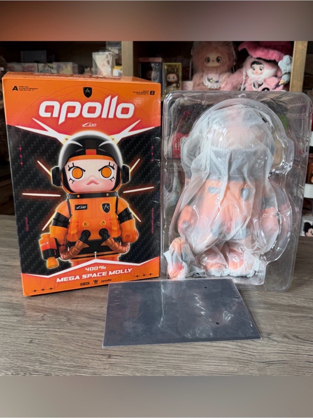 Pop Mart Mega Space Molly 400% Apollo - Picture 10 of 16